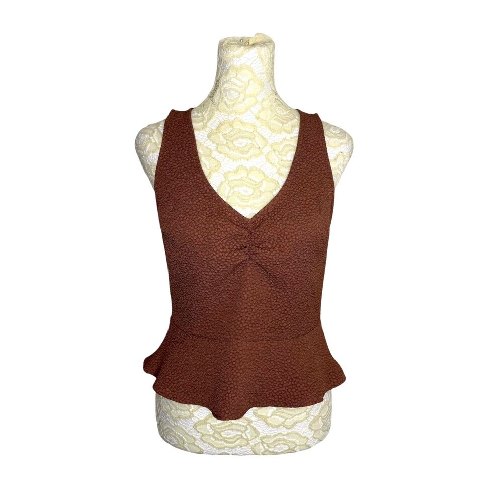 Express Peplum Top Blouse Shirt Ruched Textured Knit V Neck Sleeveless Brown XS